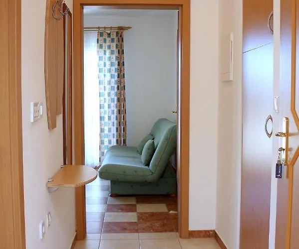 With Parking Space Banjol, Rab - 4956 Apartman