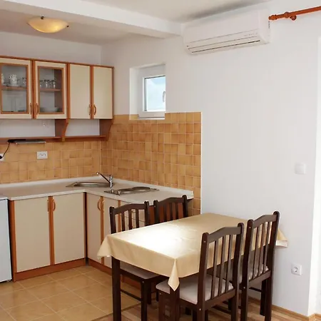 Appartement With Parking Space Banjol, Rab - 4956