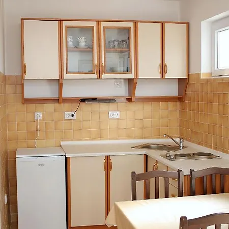 With Parking Space Banjol, Rab - 4956 Appartement Banjol